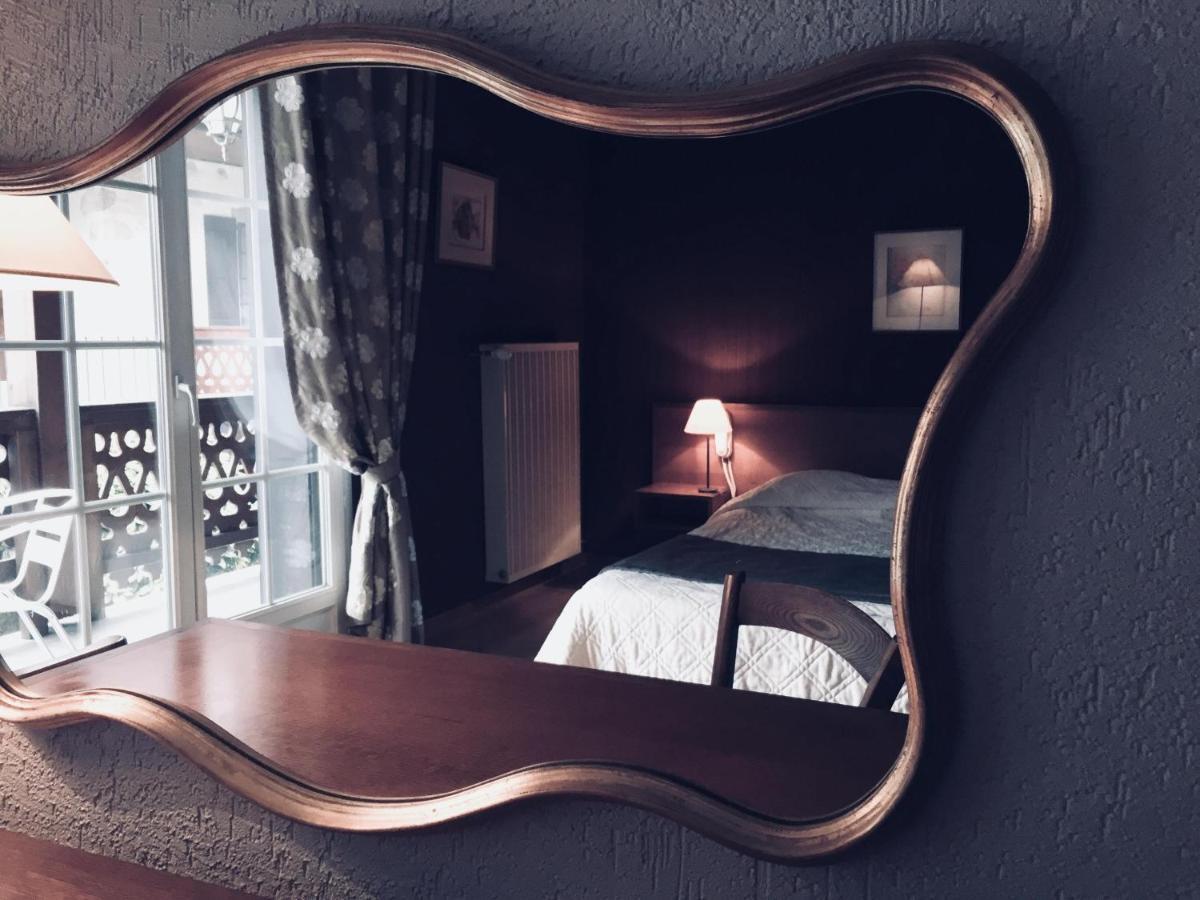 דיון Auberge Du Roselet חדר תמונה